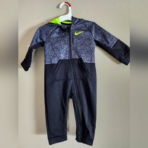 Boys nike dri-fit one piece outfit size 18 months